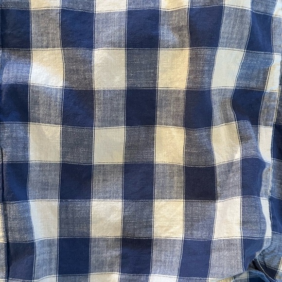 LL Bean Men’s Blue Check Button Down Shirt Medium - Picture 3 of 8